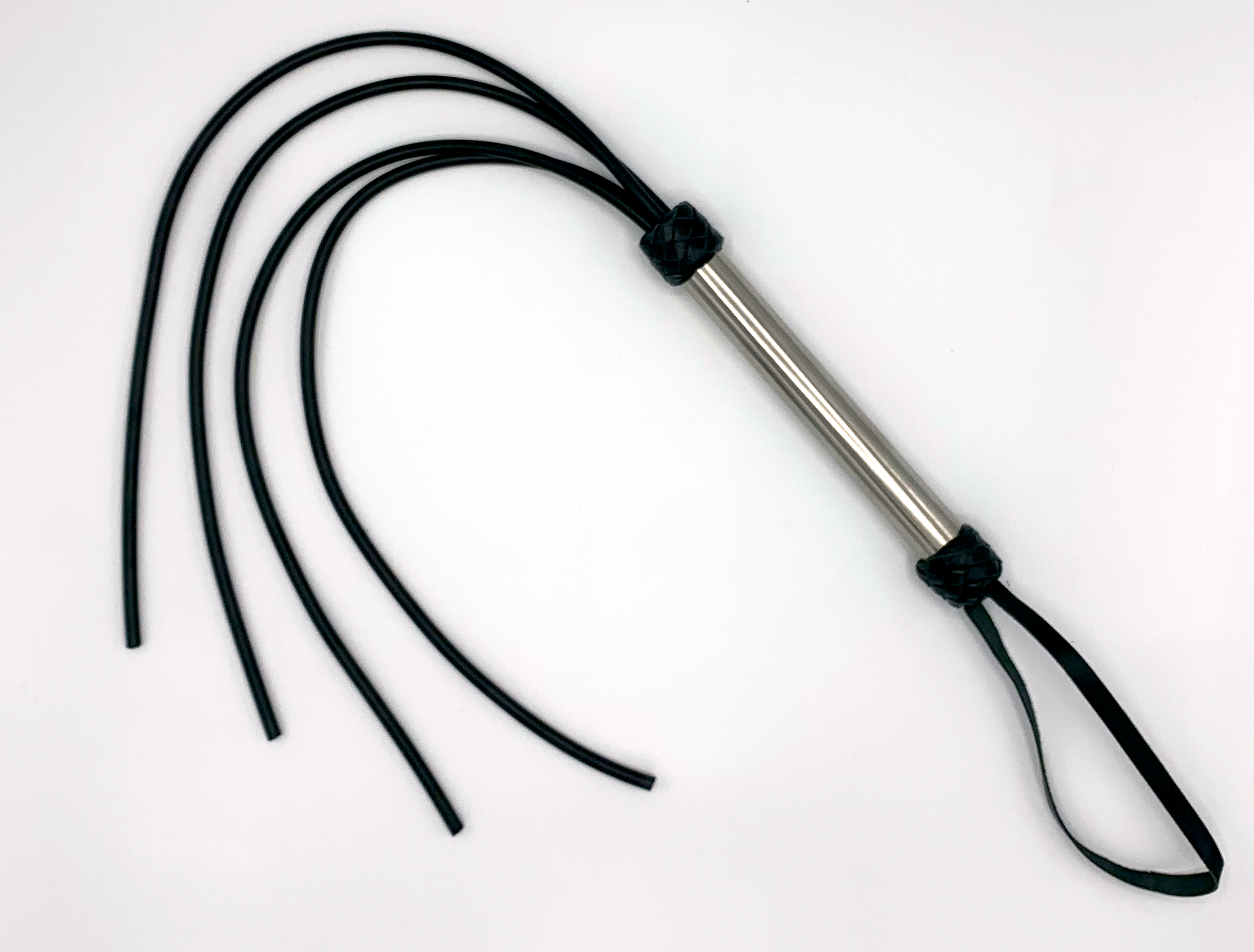Whip with rubber strap