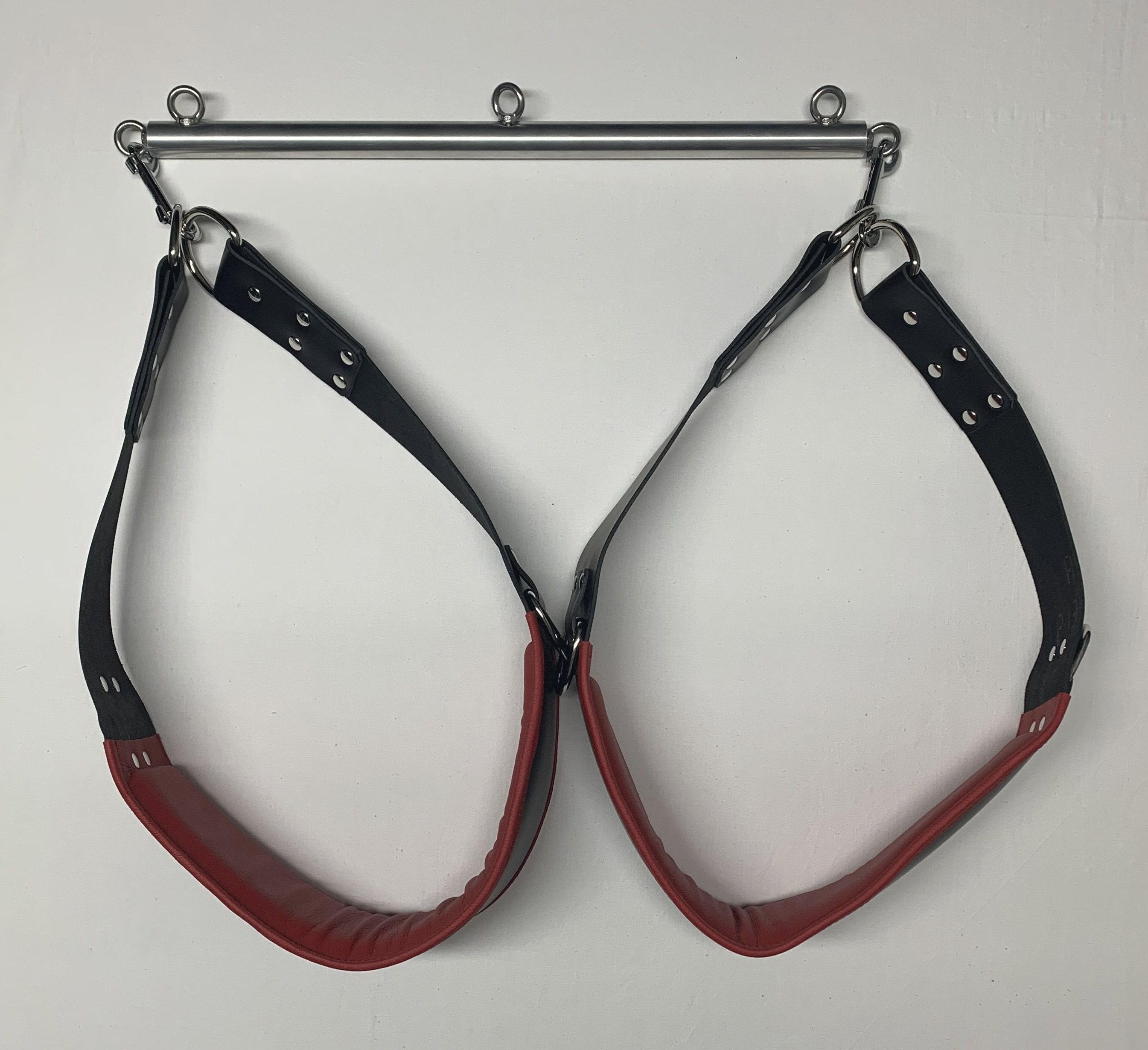 padded leg loops inside red