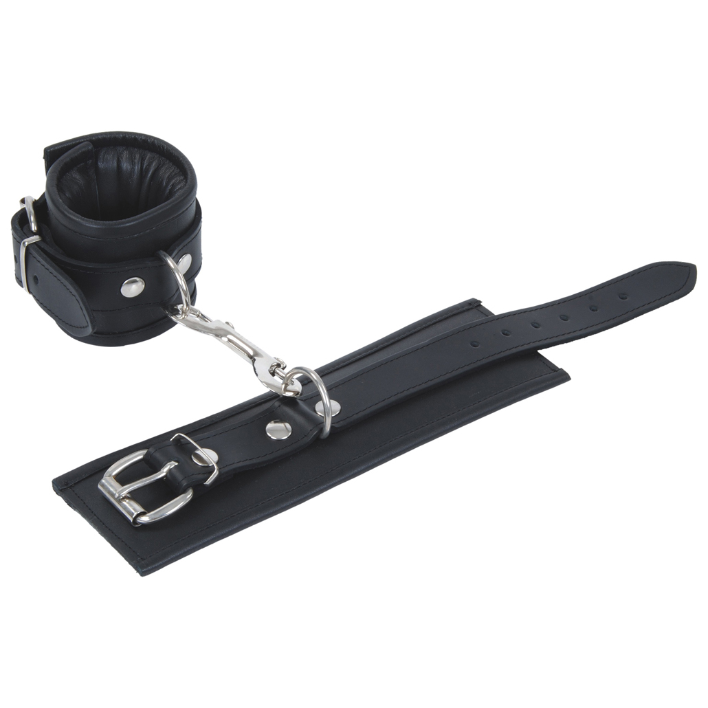 Handcuffs with leather padding