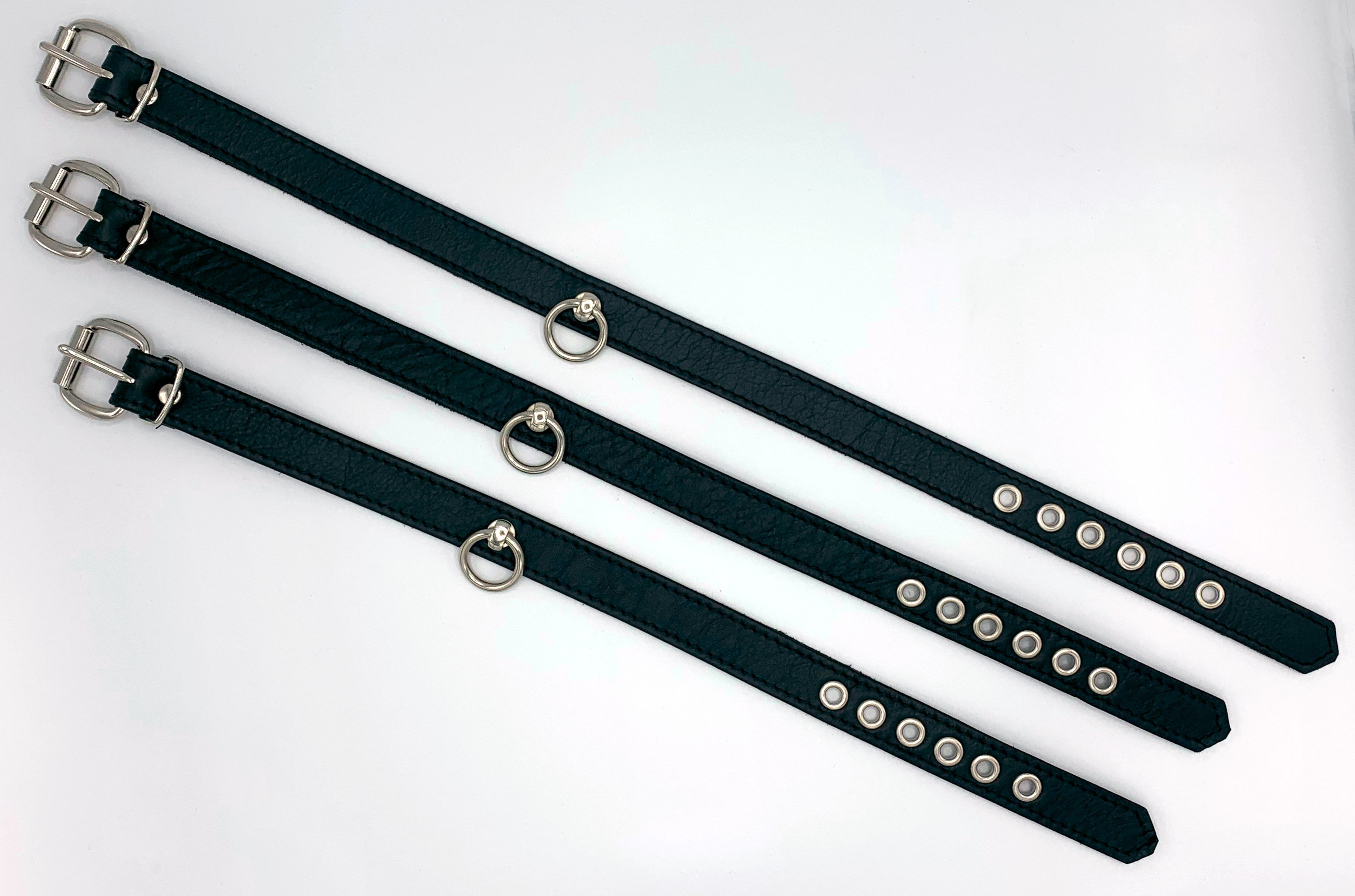 Collar with Ring of O