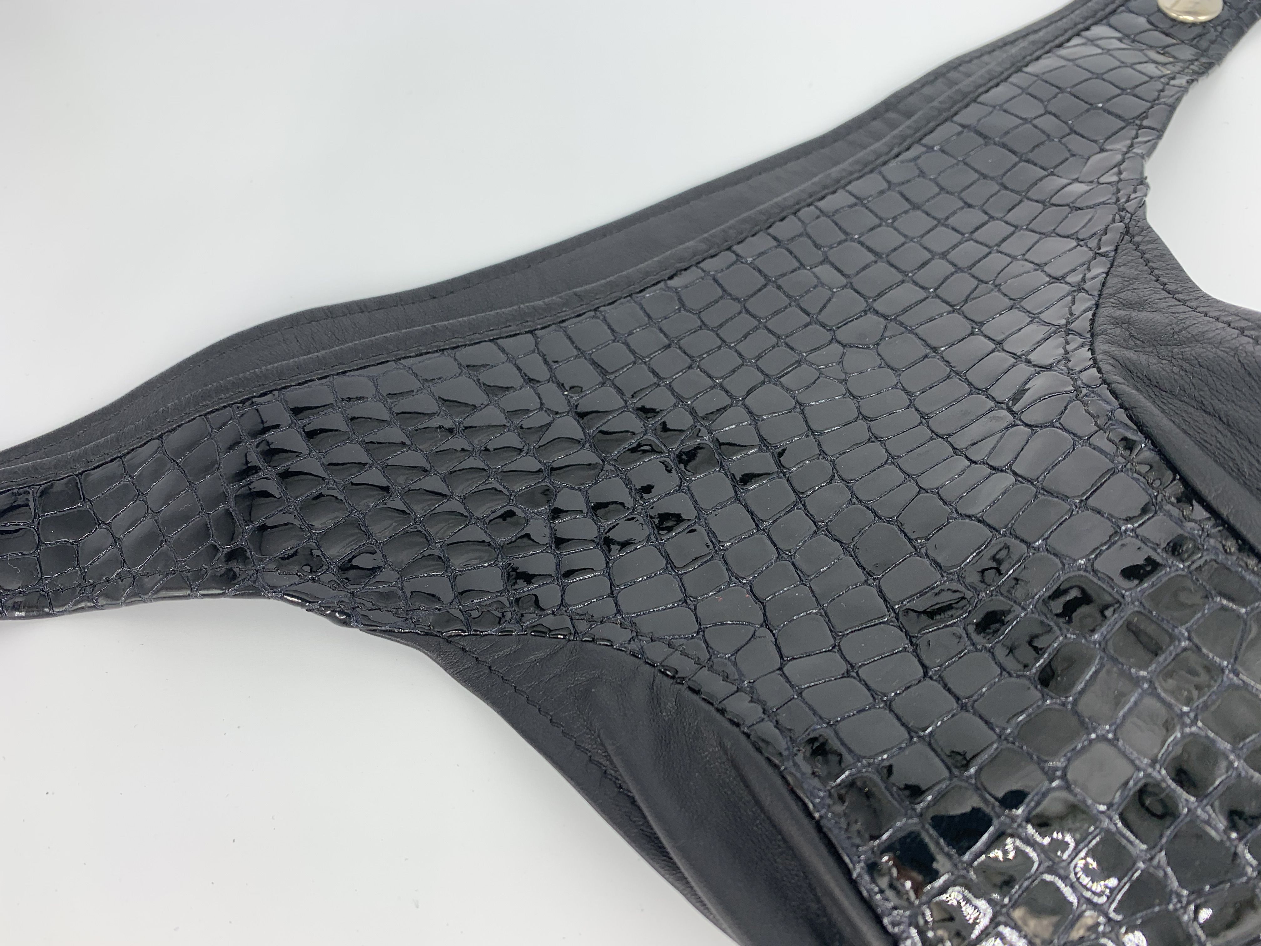 Men's thong with croc look