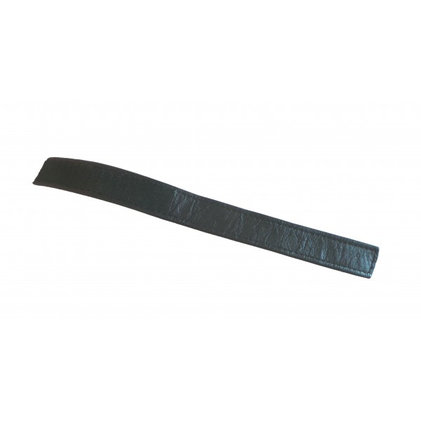Cockband with Velcro closure