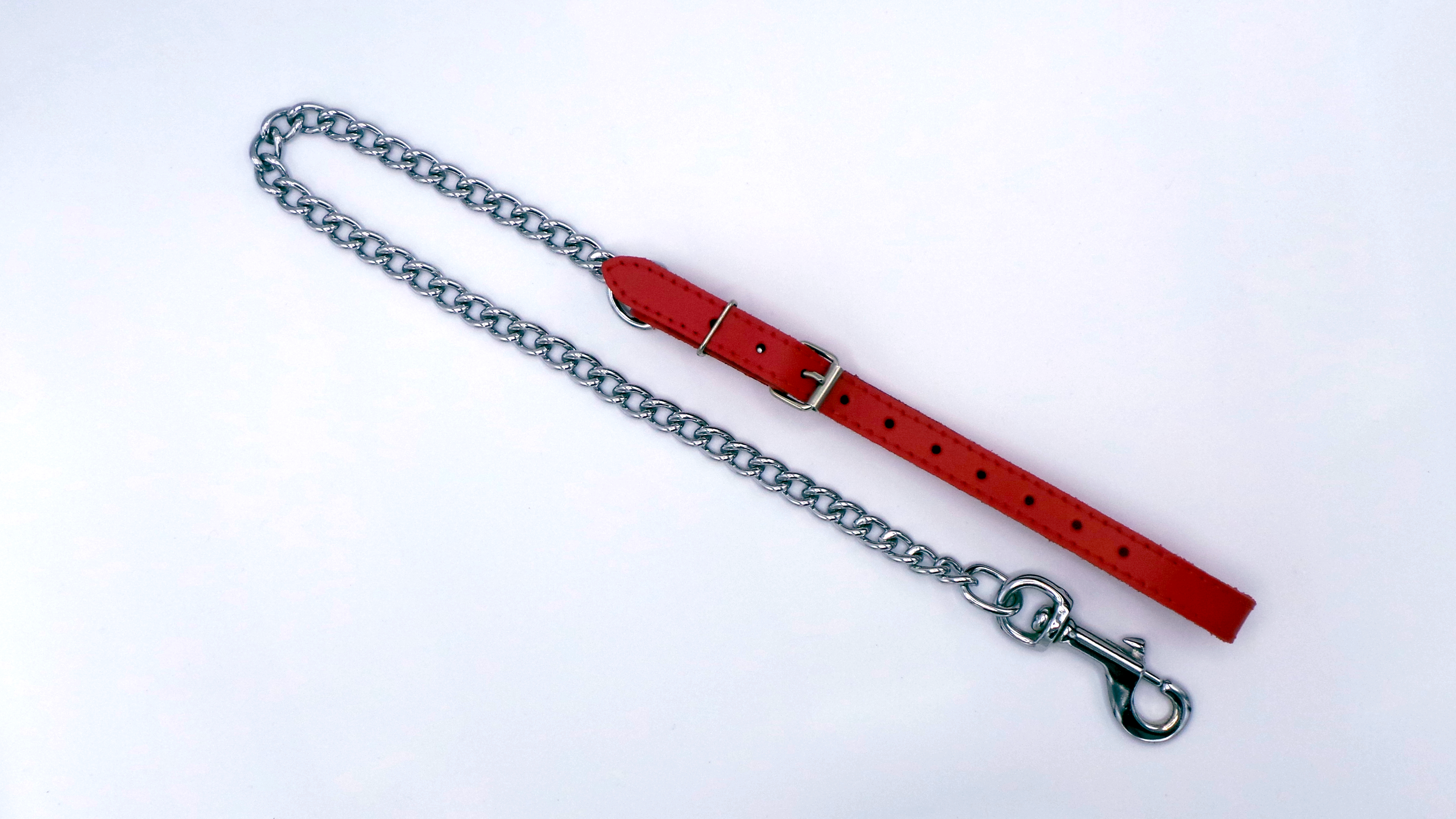 Guide chain with red wrist loop