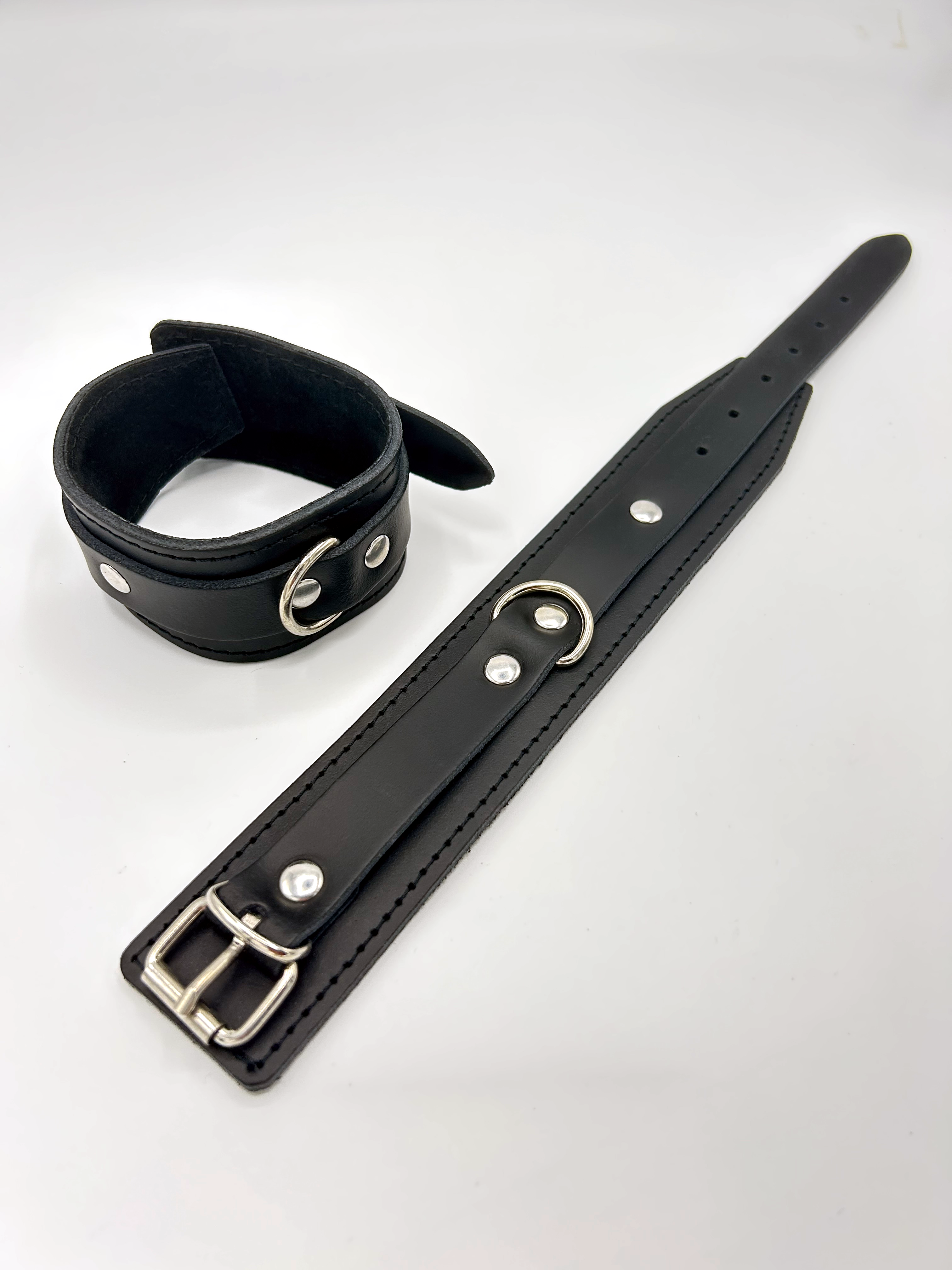 Ankle cuffs classic